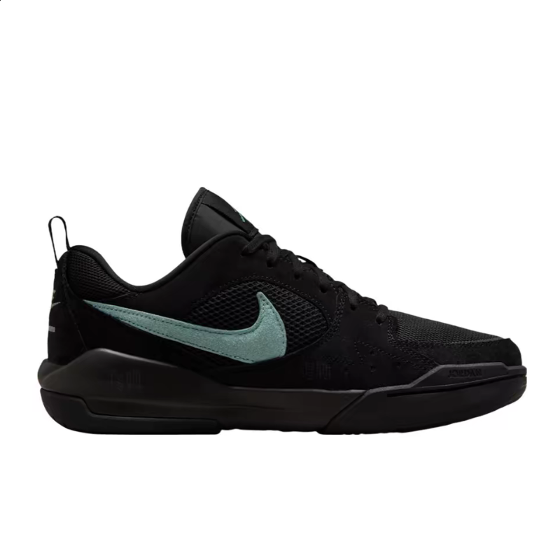 Nike Jordan CMFTEra Chaussures - Men'S Shoes Nike Black avis et prix