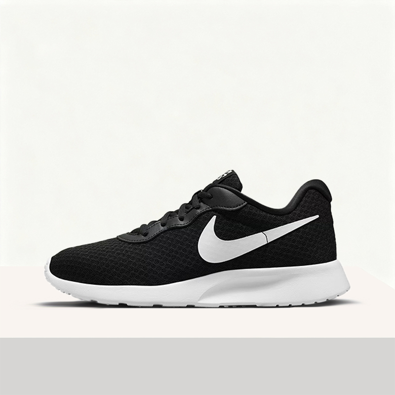Nike Tanjun Chaussures de cour - Men'S Shoes Nike Black avis et prix